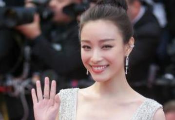 中國(guó)十大90后美女排行榜 迪麗熱巴中國(guó)內(nèi)地女演員畢業(yè)于上海戲劇學(xué)院