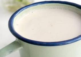 牛奶十大品牌 圣牧牛奶是一家符合歐盟有機(jī)標(biāo)準(zhǔn)有機(jī)乳品公司
