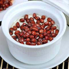 雙皮奶店排行榜 愛(ài)上雙皮奶不僅消費(fèi)者口碑好市場(chǎng)銷量也遙遙領(lǐng)先