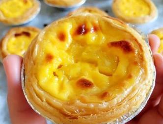 蛋撻店十大品牌 七哥蛋撻主要產(chǎn)品有多達(dá)22種口味的手工葡式蛋撻