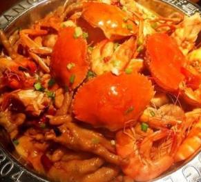 肉蟹煲排行榜 巴比酷肉蟹煲是一家個(gè)性十足的時(shí)尚餐廳