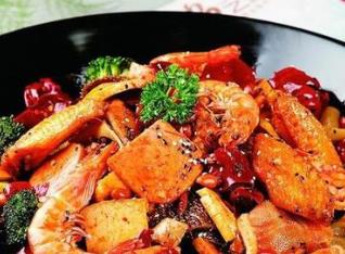 麻辣香鍋十大品牌 朝天門(mén)防空洞香辣干鍋傳承老重慶美食之經(jīng)典