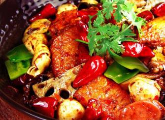 麻辣香鍋十大品牌 朝天門(mén)防空洞香辣干鍋傳承老重慶美食之經(jīng)典
