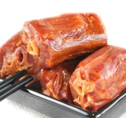 鴨脖十大品牌 絕味鴨脖采用秘制香料精心烹制而成