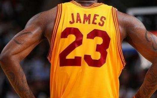 NBA歷史上最貴的球衣排行榜 詹皇球衣未上榜 現(xiàn)役只有庫里的球衣最貴