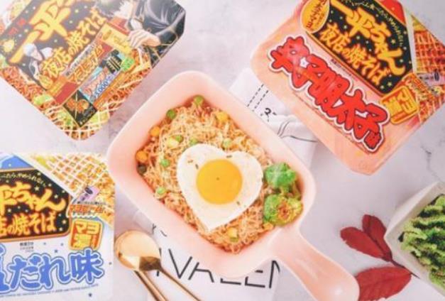盤點網(wǎng)絡(luò)爆紅的網(wǎng)紅美食 都是胖子天敵 商家:做成這樣能賣的更貴