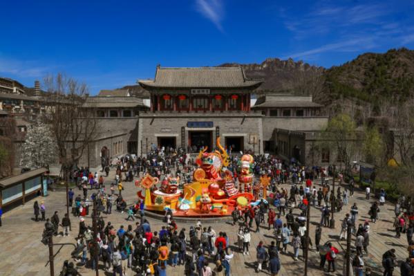 遲到的“春天” 古北水鎮(zhèn)復(fù)蘇之路
