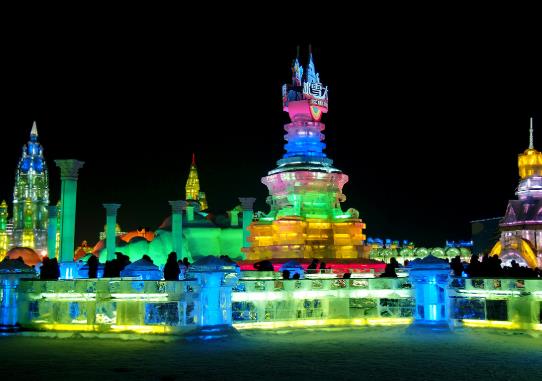哈爾濱冰雪大世界的門票是通票嗎?哈爾濱冰雕節(jié)持續(xù)多長(zhǎng)時(shí)間?
