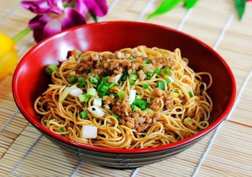 拌面的營(yíng)養(yǎng)價(jià)值-各地拌面的種類