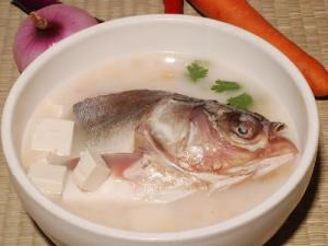 豆腐燉魚有什么好處？什么魚最適合做燉豆腐