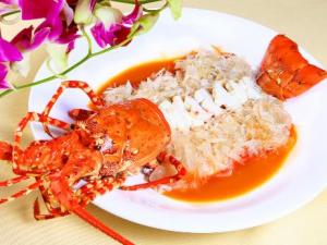 吃龍蝦有什么好處？龍蝦的營養(yǎng)價值和食療功效
