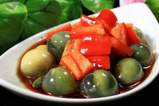 松花蛋的營(yíng)養(yǎng)價(jià)值-吃松花蛋的好處