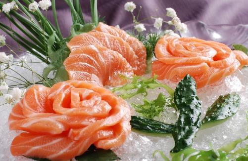 三文魚的營養(yǎng)價值 三文魚怎么吃 三文魚的功效與作用 孕婦能吃嗎