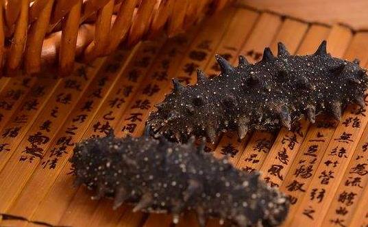 干海參的營養(yǎng)價值不如鮮海參嗎?海參的功效有哪些?