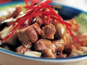 如何炒菜不變色？炒菜不變色的小竅門(mén)