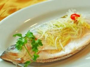 怎樣燉魚才不易碎？燉魚的小竅門