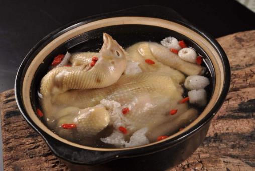 怎樣燉雞湯更好喝?雞湯怎么做才有營養(yǎng)