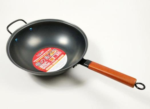 不粘鍋中間凸起怎么辦?不粘鍋開(kāi)始粘鍋了怎么處理?