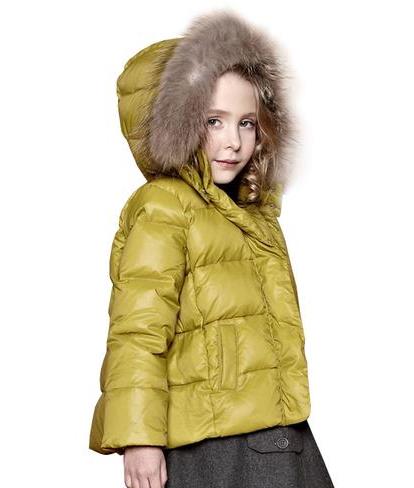 羽絨服有一塊沒有羽絨了怎么辦?羽絨服結(jié)塊后怎么恢復?