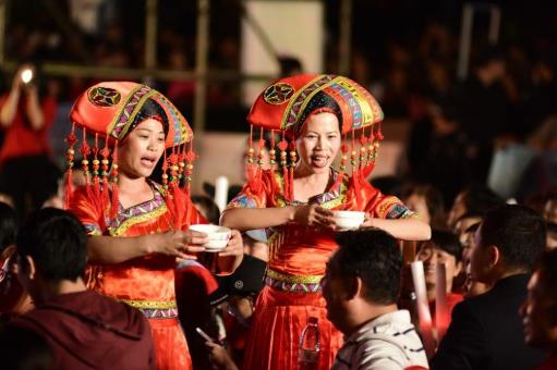 廣西今年壯族三月三放哪幾天假?三月三有哪些風(fēng)俗?