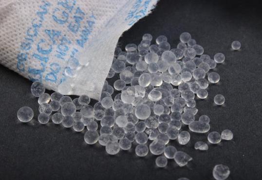干燥劑沒撕開泡了水后的杯子還能用嗎?干燥劑沒撕開泡了水會爆炸嗎