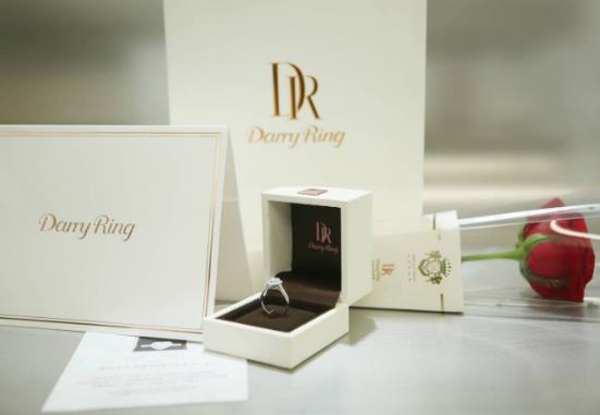 女生可以買(mǎi)dr鉆戒給女生嗎?dr鉆戒有g(shù)ia證書(shū)嗎?