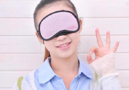 戴什么樣的眼罩睡覺最舒服?什么顏色的眼罩對(duì)眼睛好?