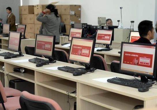 科目一考了以后多久不考就會過期?科目一考試還有答案提示嗎?