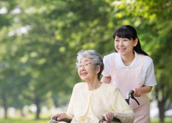 養(yǎng)老院會(huì)帶來哪些好處?養(yǎng)老院每個(gè)月要多少錢
