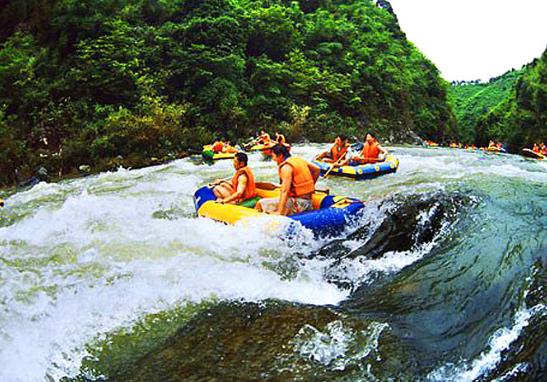 漂流坐前面安全還是后面安全?漂流最晚幾月份結束?