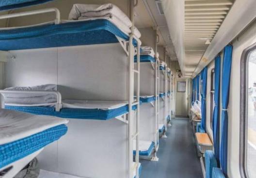 坐火車買上中下哪種鋪位最好?夏天坐火車怎么選臥鋪位置?
