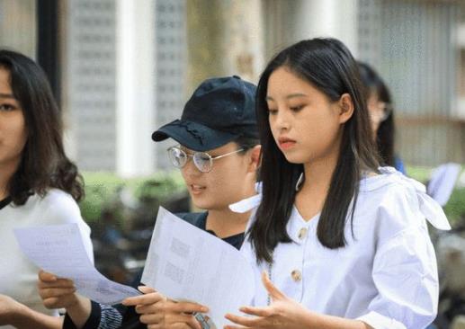 大學(xué)未婚先孕可以休學(xué)嗎?大學(xué)走讀可以保留宿舍嗎?