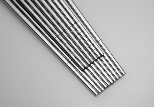 不銹鋼筷子多久要換一次?筷子用竹筷好還是不銹鋼的好?