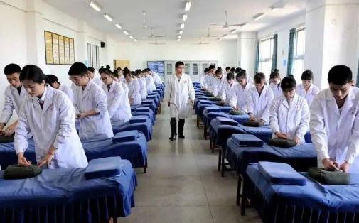 平時可以掐人中嗎 按人中有什么作用
