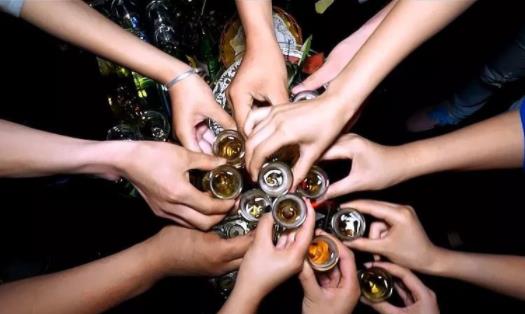 喝酒后多少小時(shí)可以開車 喝完酒之后怎么快速解酒
