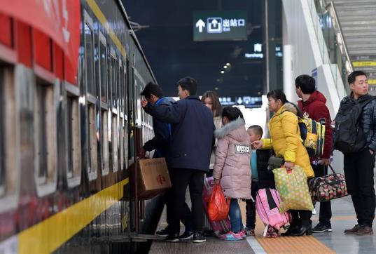 2022年春運什么時候的人最多?2022春運返程車票什么時候開始預(yù)售?