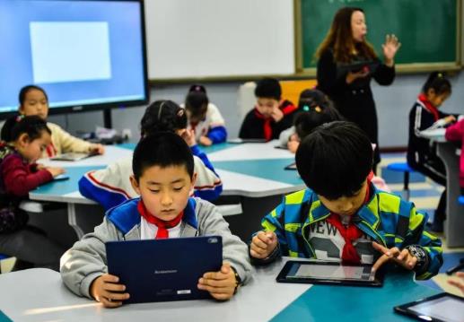 雙減政策是針對(duì)義務(wù)教育階段嗎?雙減政策是不讓補(bǔ)課了嗎