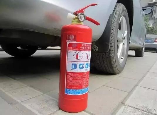 車載滅火器放哪最好?車載滅火器使用誤區(qū)