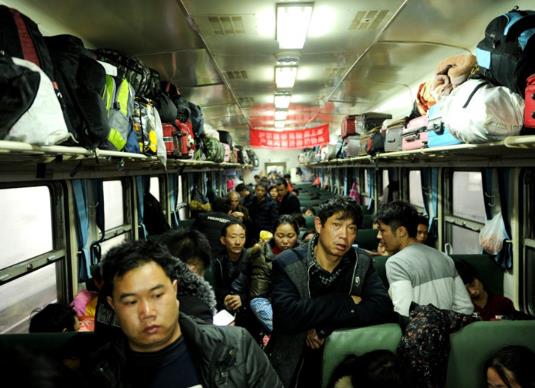 2022年春運(yùn)什么時(shí)候的人最多?2022年春運(yùn)火車票時(shí)間表
