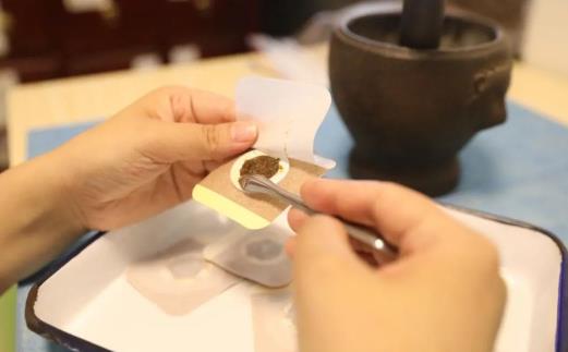 三九貼可以一直貼著嗎 三九貼一共貼幾個(gè)位置