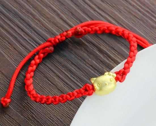 本命年紅繩可以在年中開(kāi)始戴嗎?本命年的紅繩能在淘寶買(mǎi)嗎