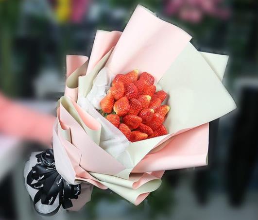草莓花束可以帶上飛機(jī)嗎?草莓花束怎么包裝好看圖片