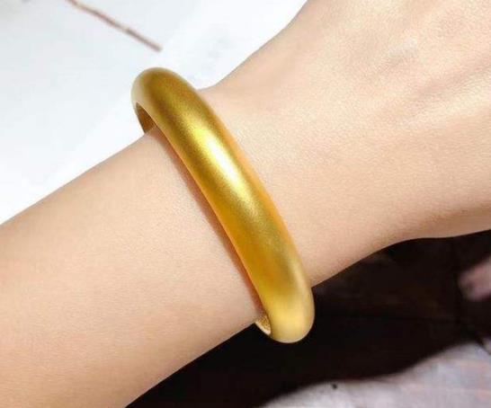 古法黃金手鐲是純金的嗎?古法黃金手鐲的優(yōu)點(diǎn)