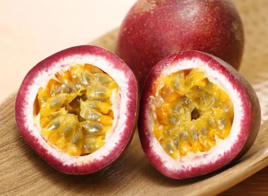 百香果怎么種植才能提高產(chǎn)量和品質(zhì)?百香果怎樣養(yǎng)長(zhǎng)得旺盛