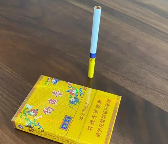 沒(méi)拆過(guò)的香煙可以放多久?抽了開(kāi)封很久的煙會(huì)怎么樣