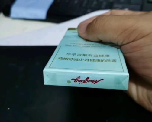 南京炫赫門多少錢一包?南京炫赫門煙味重嗎