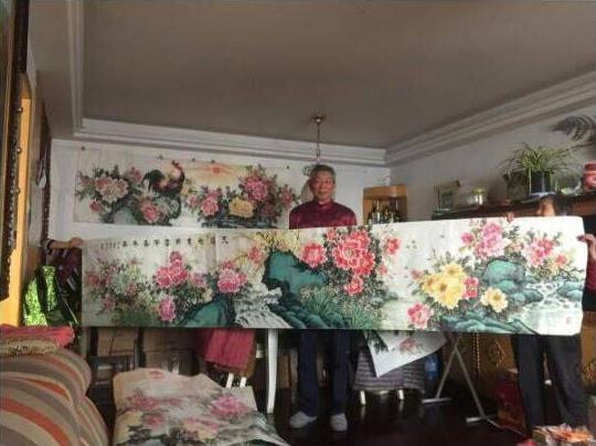 精心挑選的這些橫幅花鳥畫作品,讓客廳沙發(fā)墻很美很有格調(diào)