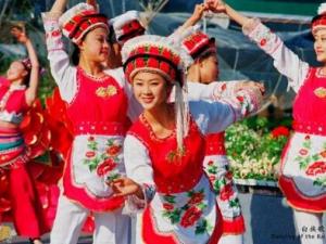 白族有什么風(fēng)俗習(xí)慣？少數(shù)民族白族的來歷習(xí)俗