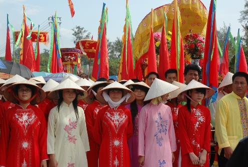 京族有什么風俗習慣?中國少數(shù)民族京族的來歷習俗