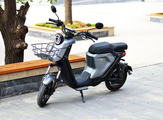 怎么能讓電動(dòng)車電瓶使用壽命長(zhǎng)久一點(diǎn)?電動(dòng)車電瓶壽命一般是多久?
